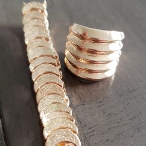 Costume Jewelry-Gold Ring & Bracelet Set